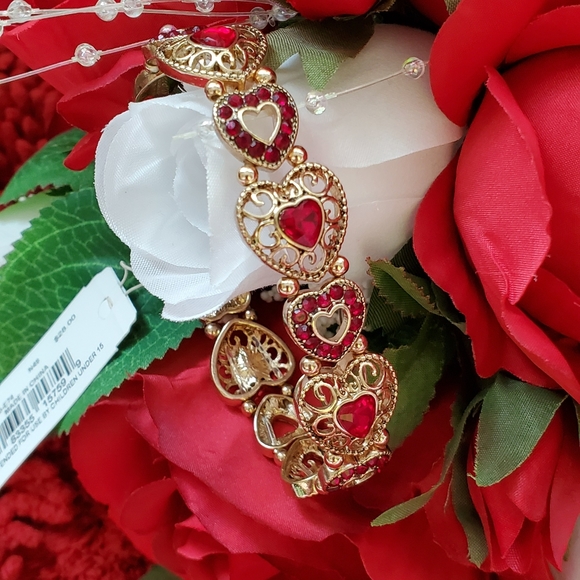 Napier Jewelry - NWT!! ❣ Heart Bracelet